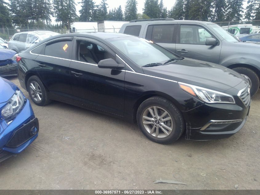 2015 HYUNDAI SONATA 2.4L SE - 5NPE24AF8FH171245