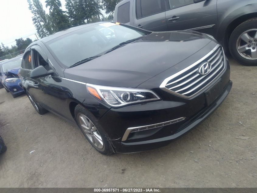 2015 HYUNDAI SONATA 2.4L SE - 5NPE24AF8FH171245