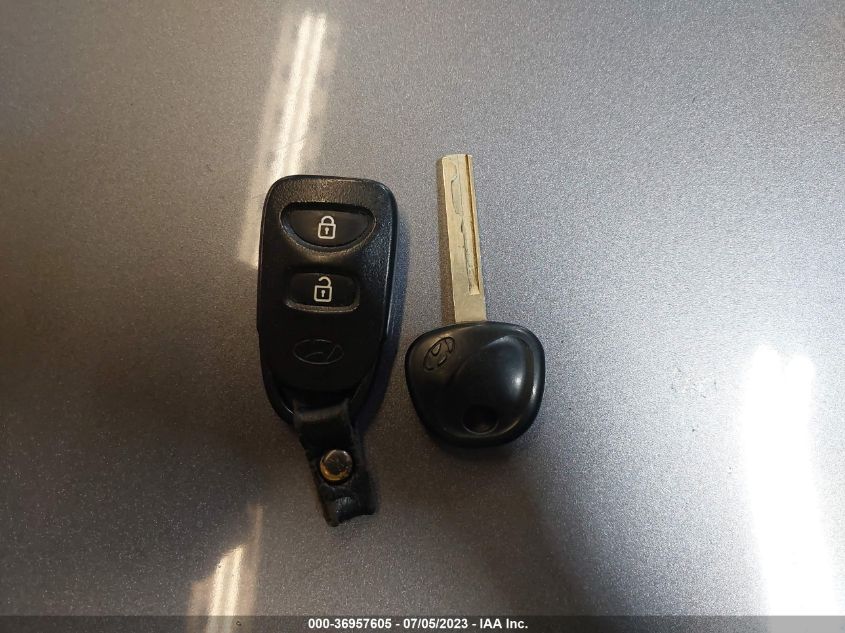 2016 HYUNDAI ACCENT SE - KMHCT4AE4GU125300