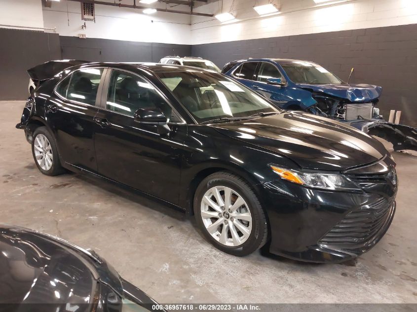 2018 TOYOTA CAMRY LE/SE/XLE/L - 4T1B11HK3JU589438