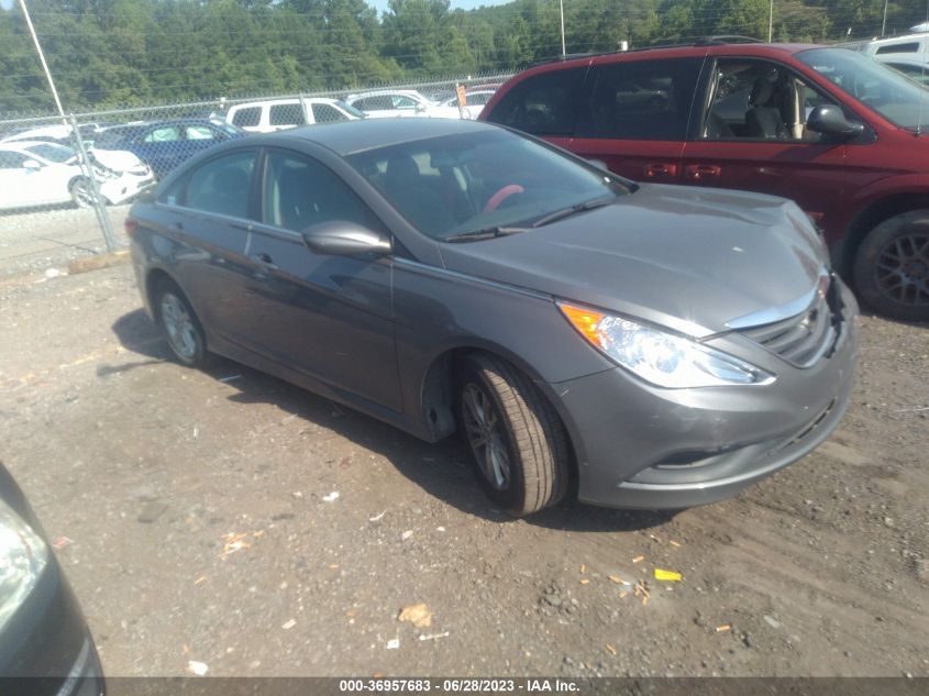 2014 HYUNDAI SONATA GLS - 5NPED4AC4EH869338