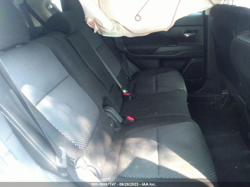 2018 MITSUBISHI OUTLANDER SE/SEL - JA4AZ3A38JZ043318
