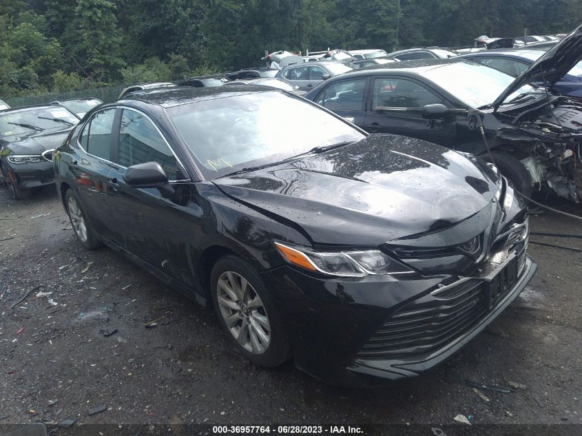 2018 TOYOTA CAMRY LE/SE/XLE/L - 4T1B11HK4JU653678