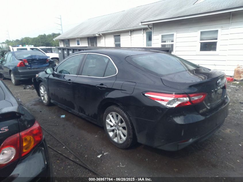 2018 TOYOTA CAMRY LE/SE/XLE/L - 4T1B11HK4JU653678
