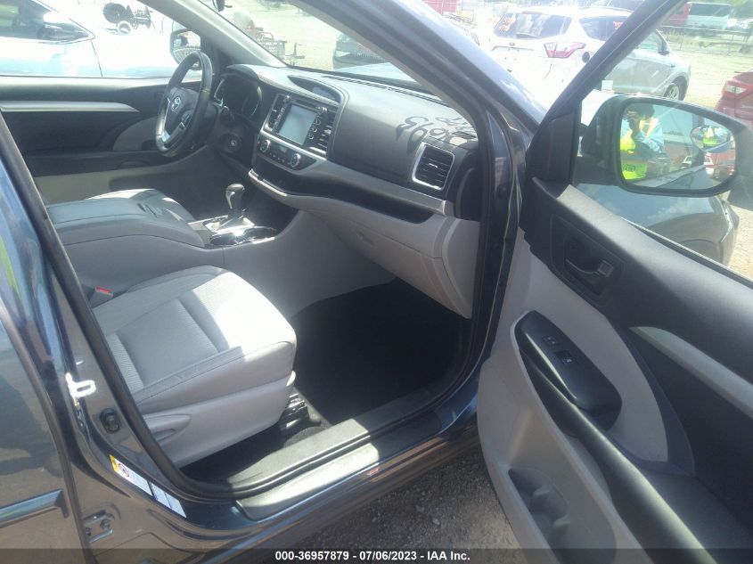 2017 TOYOTA HIGHLANDER LE - 5TDBZRFHXHS389691