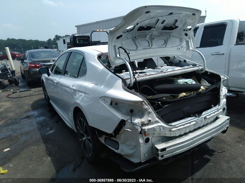 2018 TOYOTA CAMRY LE/SE/XLE/L - 4T1B11HK7JU103648