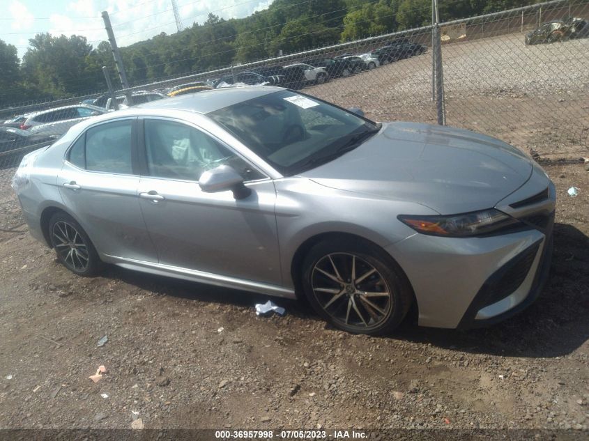 2021 TOYOTA CAMRY SE - 4T1G11AK7MU595571