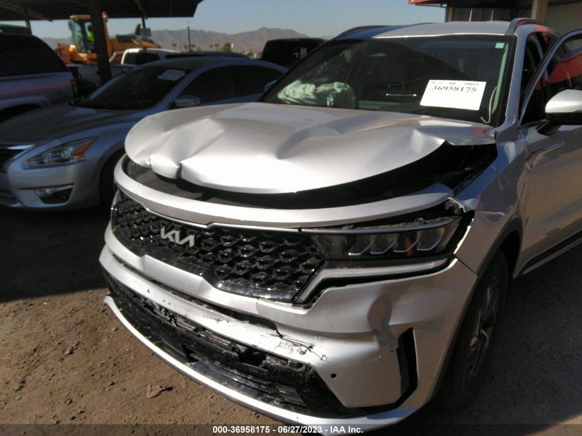 2022 KIA SORENTO HYBRID EX KNDRH4LG0N5077901