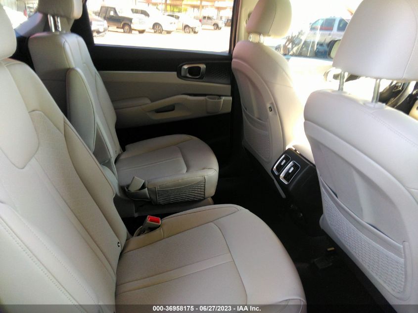 2022 KIA SORENTO HYBRID EX KNDRH4LG0N5077901