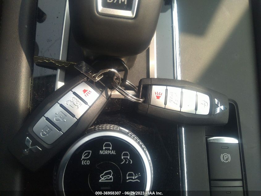 2023 MITSUBISHI OUTLANDER SE/SE BLACK EDITION - JA4J4UA8XPZ016548