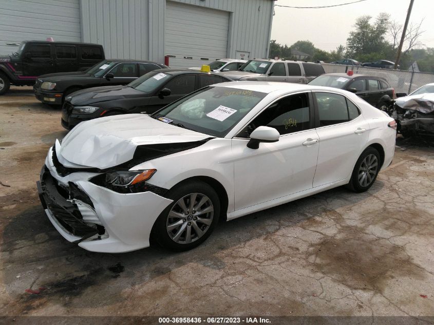 2018 TOYOTA CAMRY LE/SE/XLE/L - 4T1B11HKXJU579957
