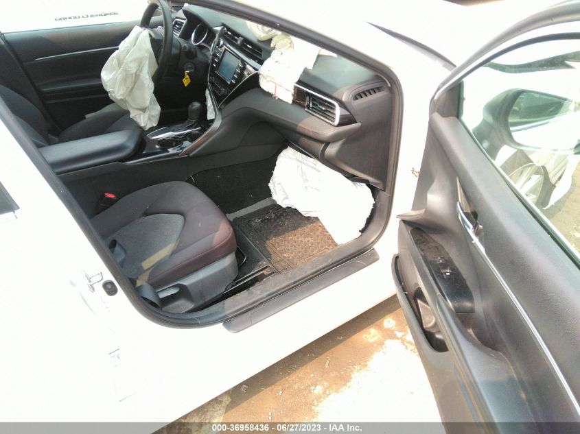 2018 TOYOTA CAMRY LE/SE/XLE/L - 4T1B11HKXJU579957