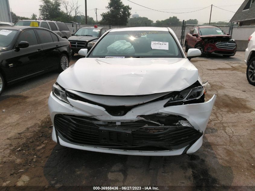 2018 TOYOTA CAMRY LE/SE/XLE/L - 4T1B11HKXJU579957