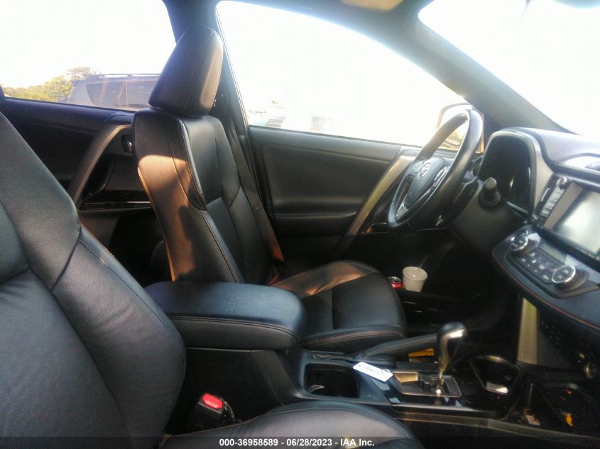 2018 TOYOTA RAV4 SE - JTMNFREV6JD118836
