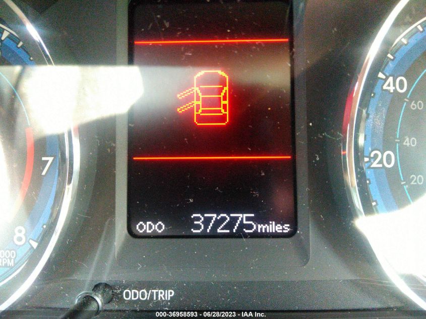 2017 TOYOTA COROLLA L/LE/XLE/SE - 5YFBURHE5HP663941