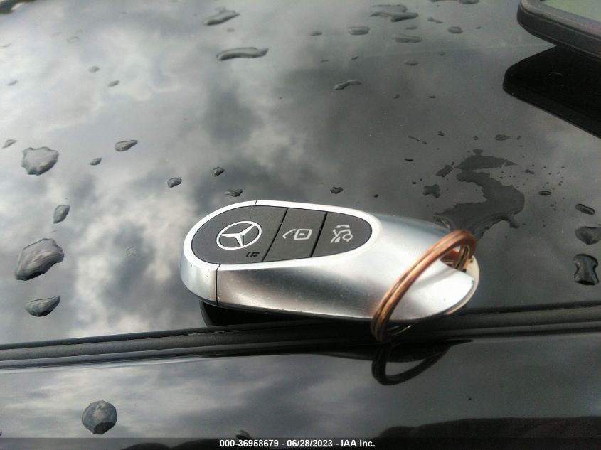 2022 MERCEDES-BENZ C-CLASS C 300 - W1KAF4HB3NR016816