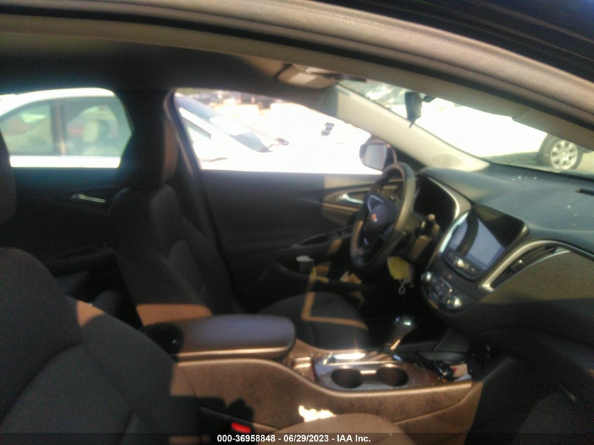 VIN 1G1ZB5ST6KF196069 2019 CHEVROLET MALIBU LS