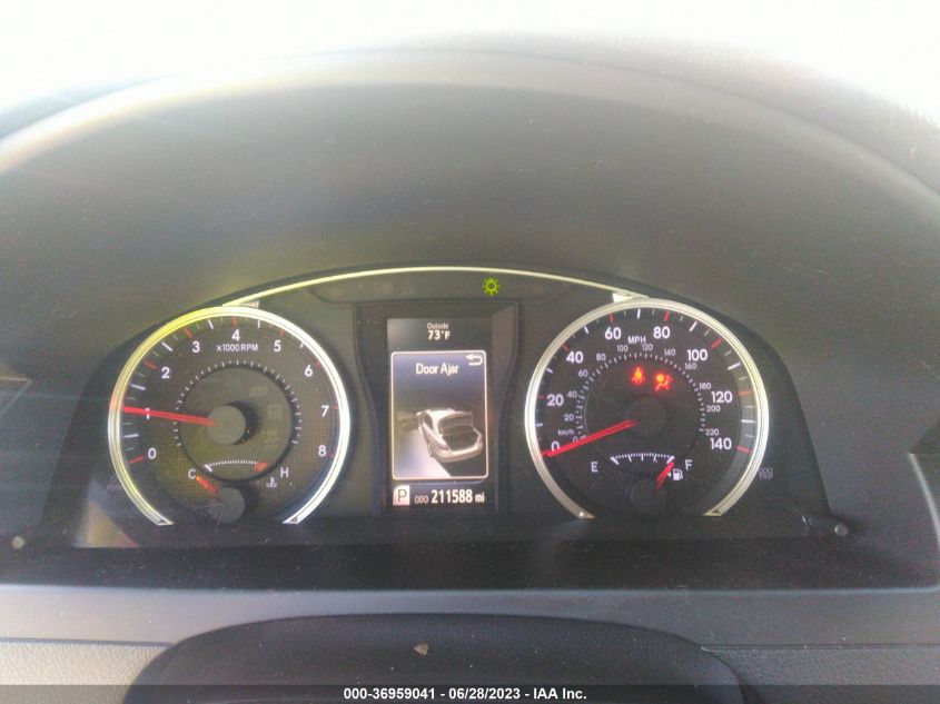2015 TOYOTA CAMRY XLE/SE/LE/XSE - 4T1BF1FK8FU005305