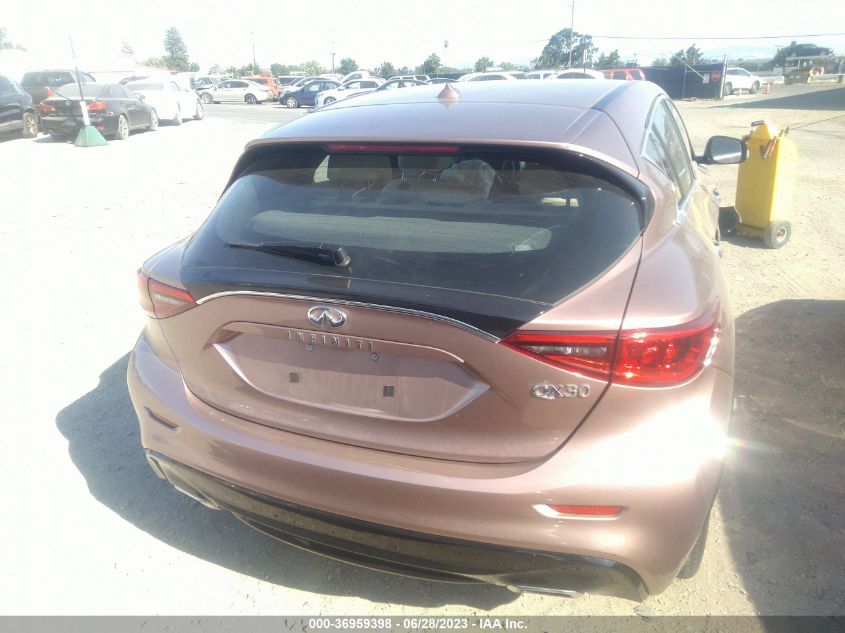 2018 INFINITI QX30 LUXURY SJKCH5CP0JA044620