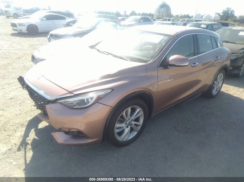 2018 INFINITI QX30 LUXURY SJKCH5CP0JA044620