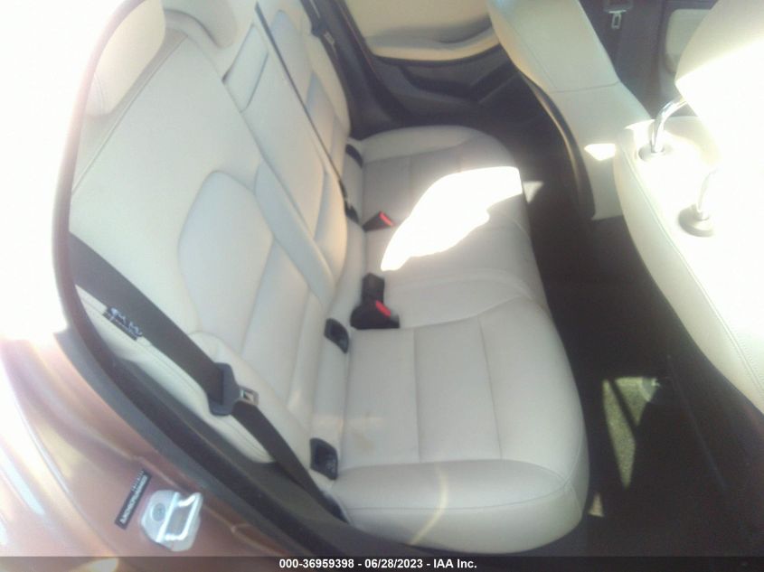 2018 INFINITI QX30 LUXURY SJKCH5CP0JA044620