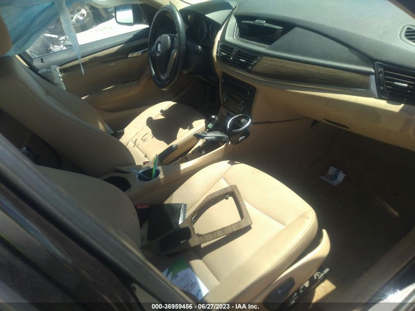 2015 BMW X1 XDRIVE28I - WBAVL1C5XFVY31539
