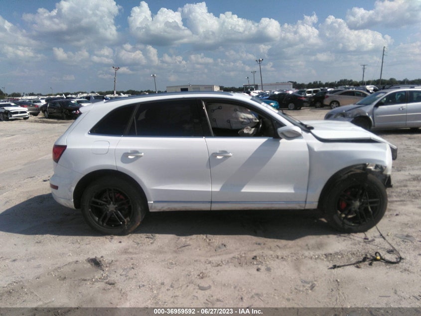 VIN WA1C2AFPXHA003330 2017 AUDI Q5 PREMIUM