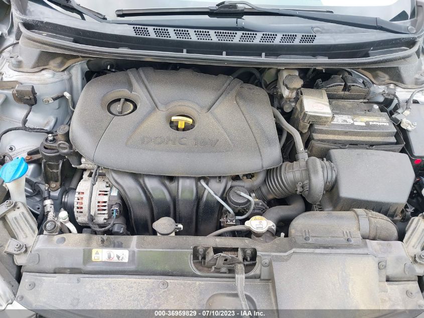 2015 HYUNDAI ELANTRA SE - 5NPDH4AEXFH623259