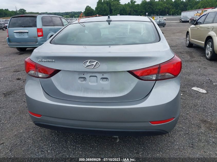 2015 HYUNDAI ELANTRA SE - 5NPDH4AEXFH623259