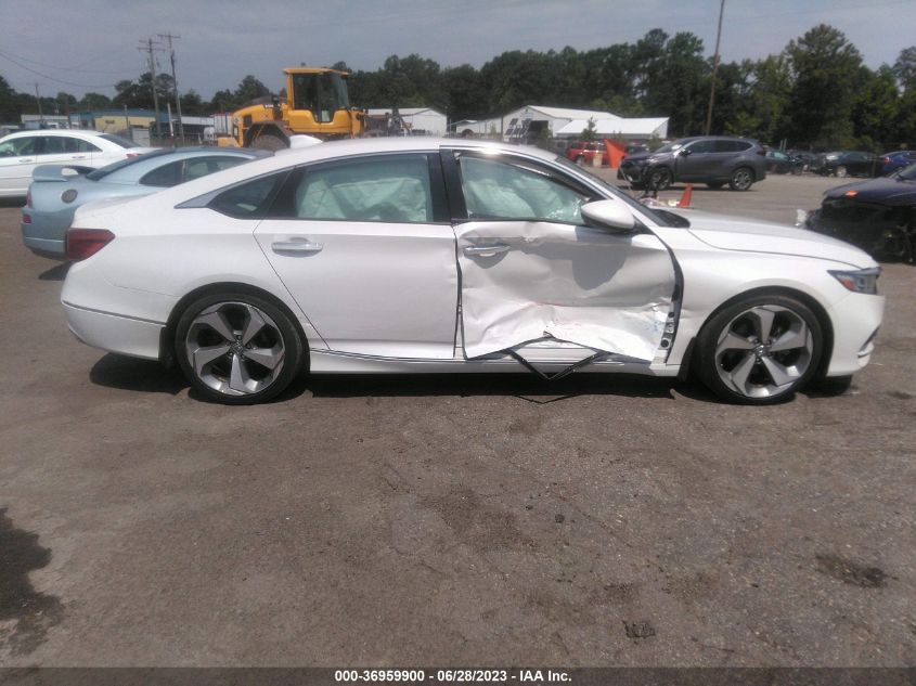 2019 HONDA ACCORD SEDAN TOURING 2.0T - 1HGCV2F97KA003525