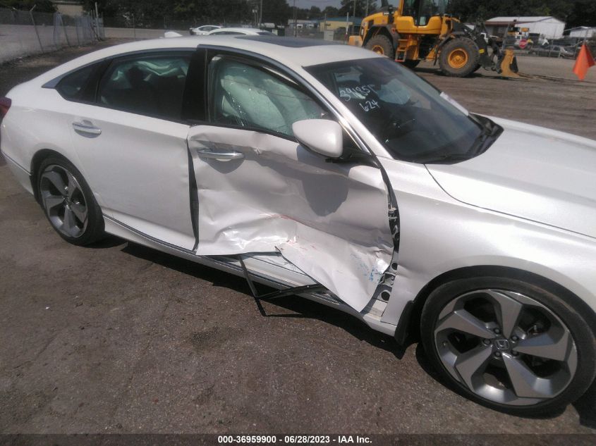 2019 HONDA ACCORD SEDAN TOURING 2.0T - 1HGCV2F97KA003525