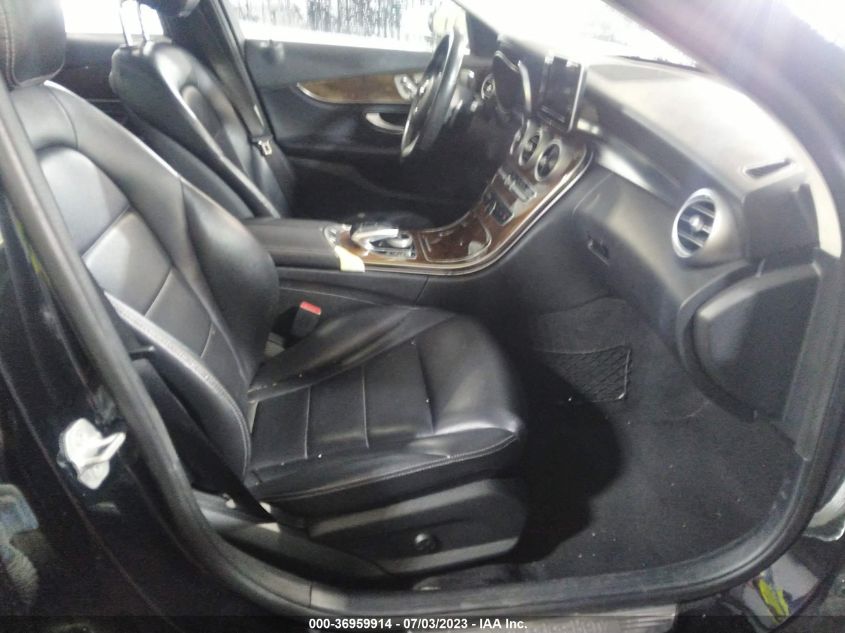 2015 MERCEDES-BENZ C-CLASS C 300 - 55SWF4KB1FU031149