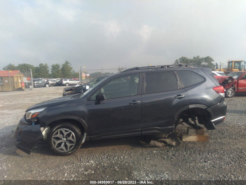 VIN JF2SKAEC4KH528349 2019 SUBARU FORESTER PREMIUM
