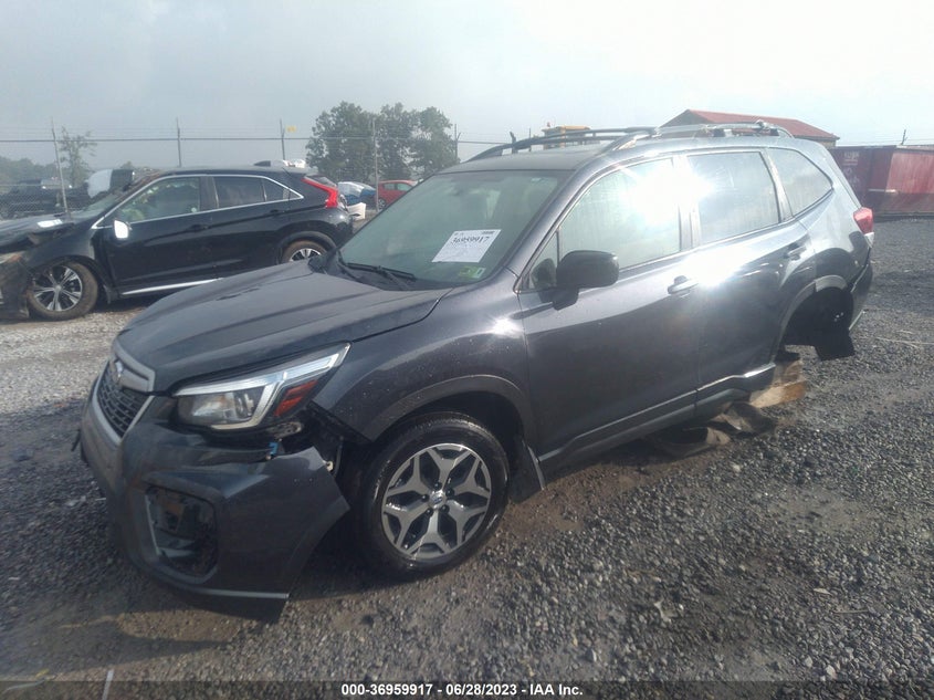 VIN JF2SKAEC4KH528349 2019 SUBARU FORESTER PREMIUM