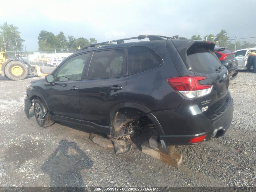 VIN JF2SKAEC4KH528349 2019 SUBARU FORESTER PREMIUM