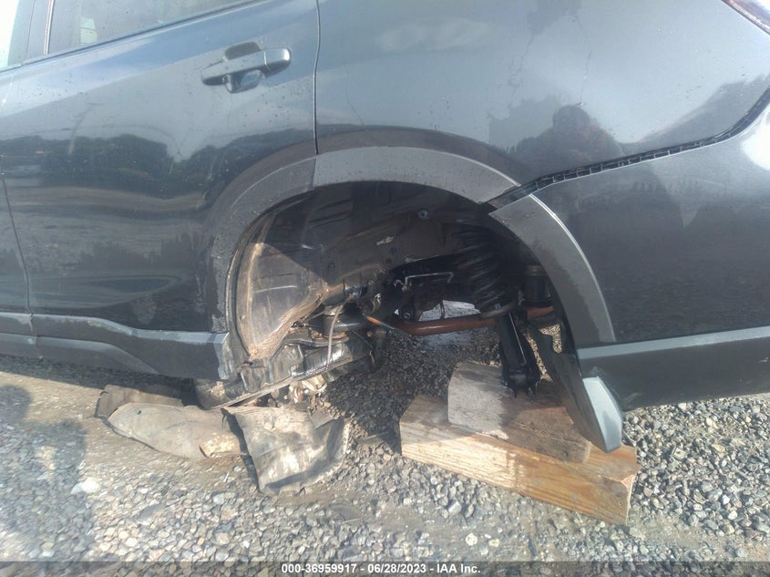 VIN JF2SKAEC4KH528349 2019 SUBARU FORESTER PREMIUM