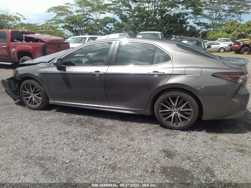 4T1T11AK7NU050728 Toyota Camry SE 13