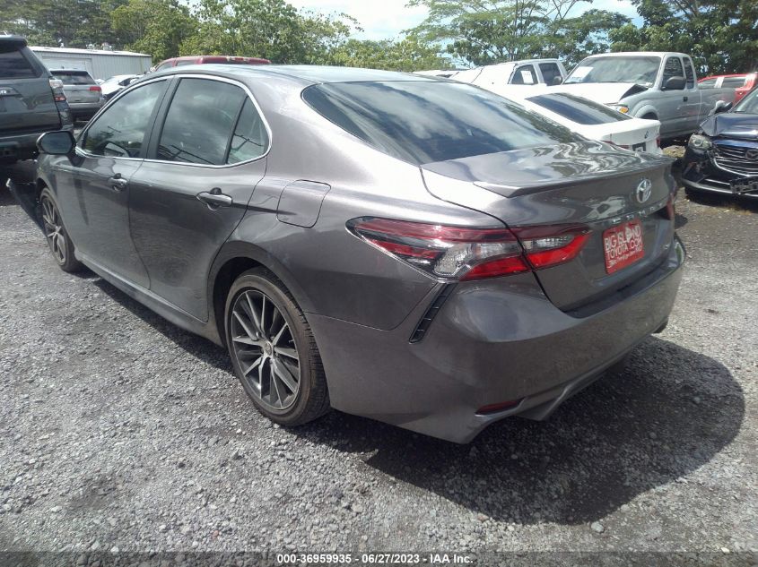 4T1T11AK7NU050728 Toyota Camry SE 3