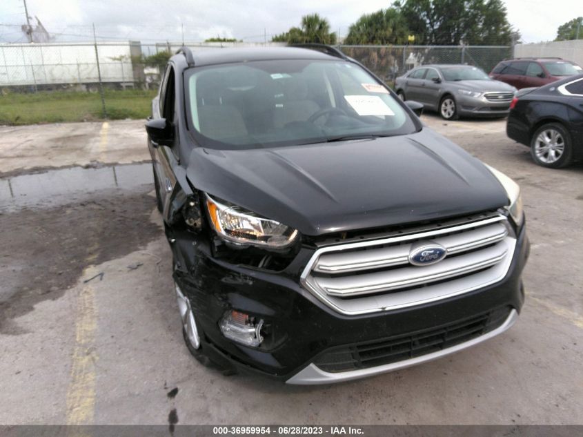 2018 FORD ESCAPE SE - 1FMCU0GD0JUA35427