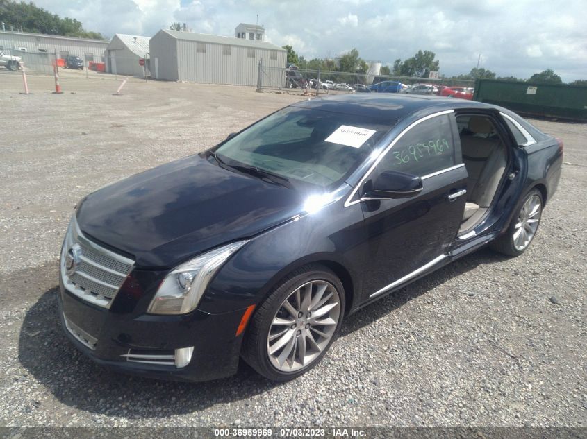 2013 CADILLAC XTS PLATINUM - 2G61V5S31D9195700