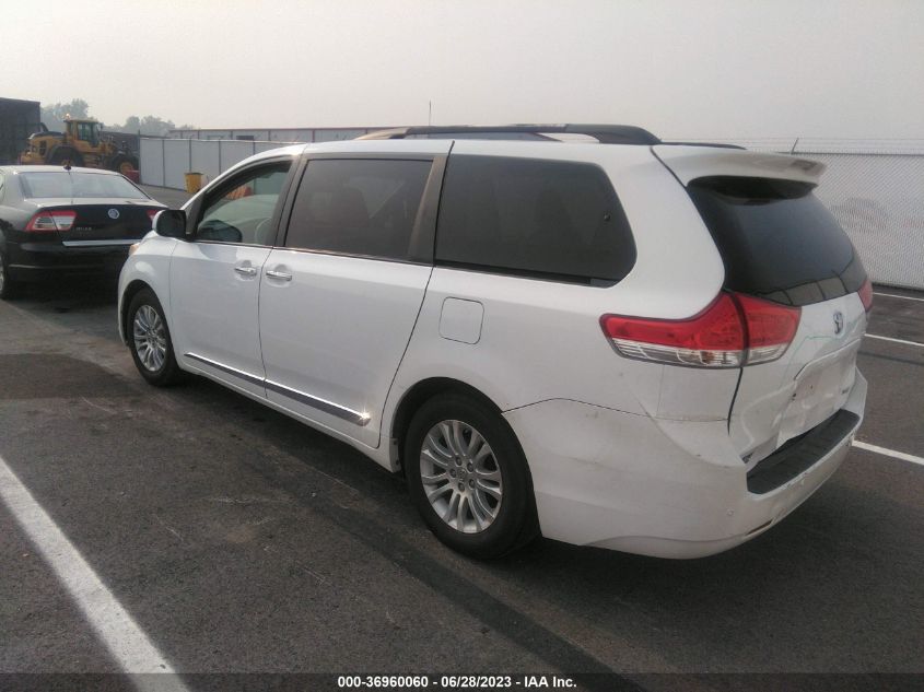 2013 TOYOTA SIENNA XLE/LIMITED - 5TDYK3DC6DS404443