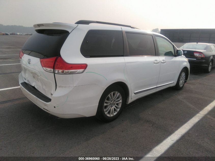 2013 TOYOTA SIENNA XLE/LIMITED - 5TDYK3DC6DS404443