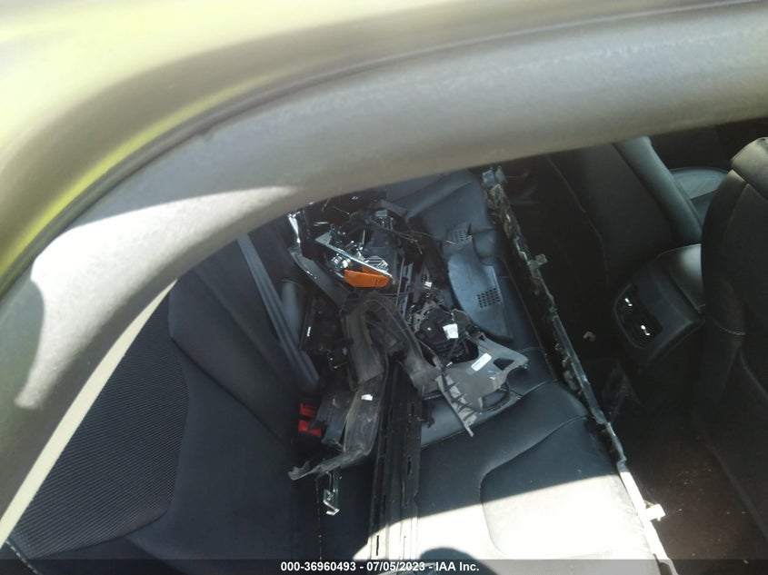 VIN 3FA6P0D93JR134300 2018 FORD FUSION TITANIUM/PLATINUM