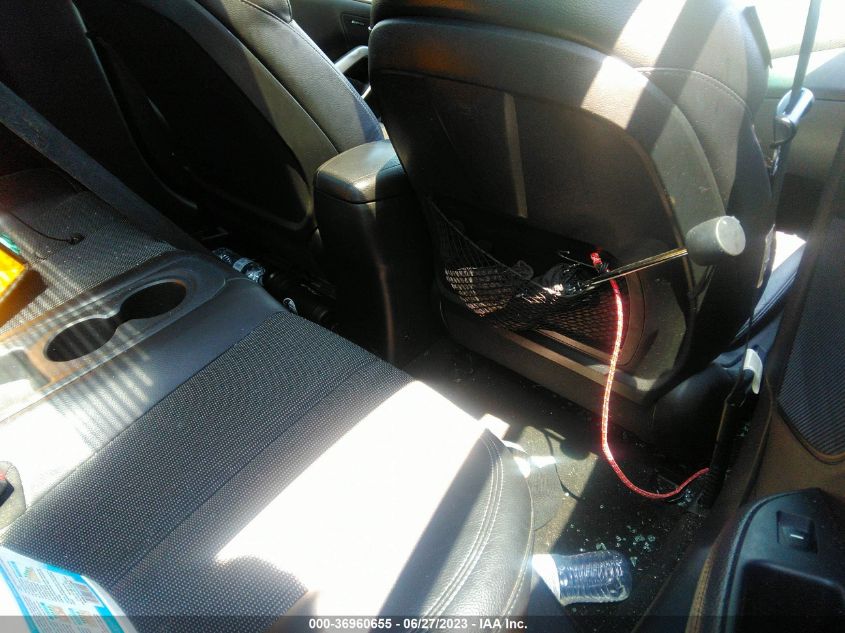 2013 HYUNDAI VELOSTER W/BLACK INT - KMHTC6AD2DU092005