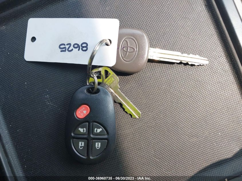 2017 TOYOTA SIENNA LE - 5TDKZ3DC9HS811292