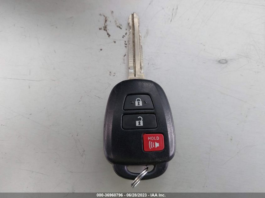 2018 TOYOTA RAV4 LE - JTMZFREV8JD109797