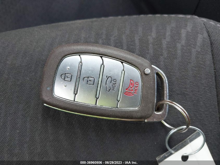 2016 HYUNDAI ELANTRA VALUE EDITION - 5NPDH4AE5GH767917