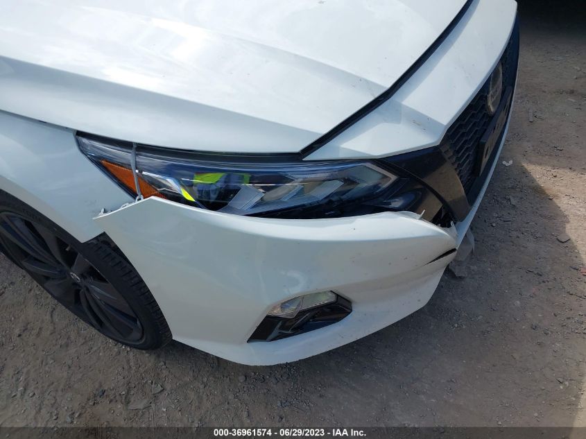 2022 NISSAN ALTIMA 2.5 SR - 1N4BL4CW2NN310061