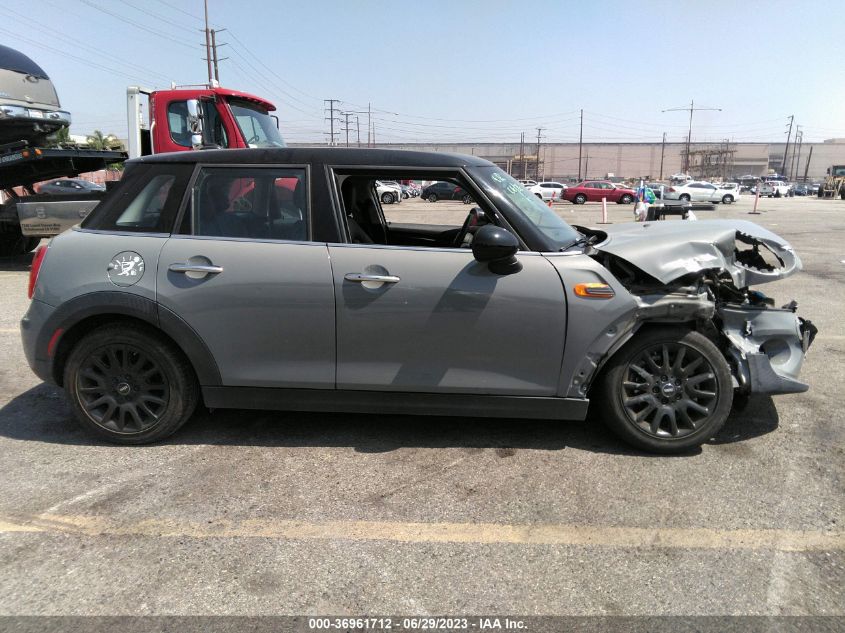 2016 MINI COOPER HARDTOP 4 DOOR WMWXU1C55G2E17032