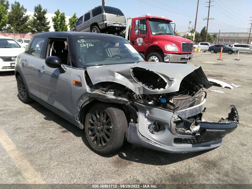 2016 MINI COOPER HARDTOP 4 DOOR - WMWXU1C55G2E17032